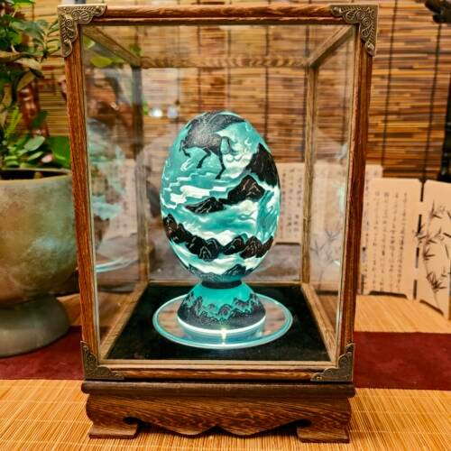 Emu egg light and shadow sculpture